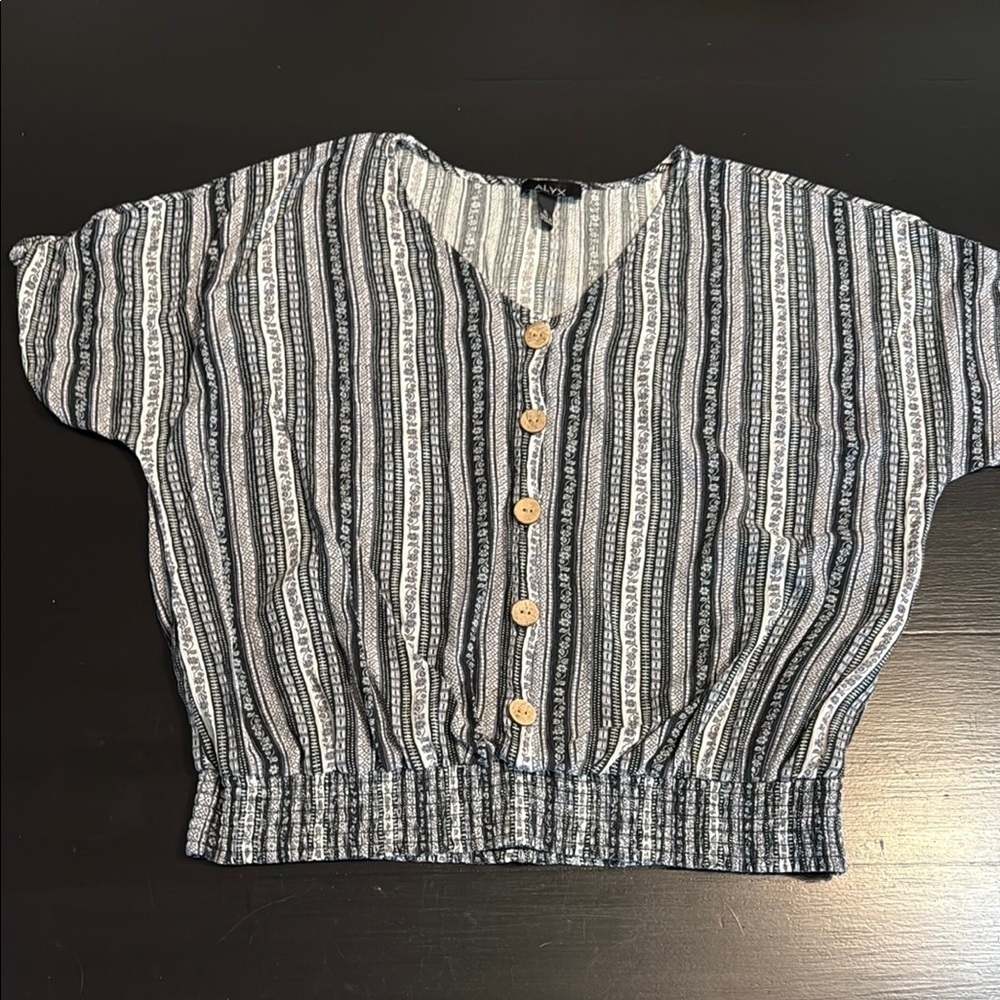 Alyx Monochrome Patterned Top